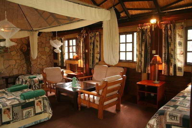 Public Area, Sikumi Tree Lodge, Hwange