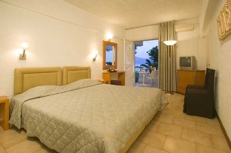Bedroom 3, Long Beach Hotel & Resort, West Greece