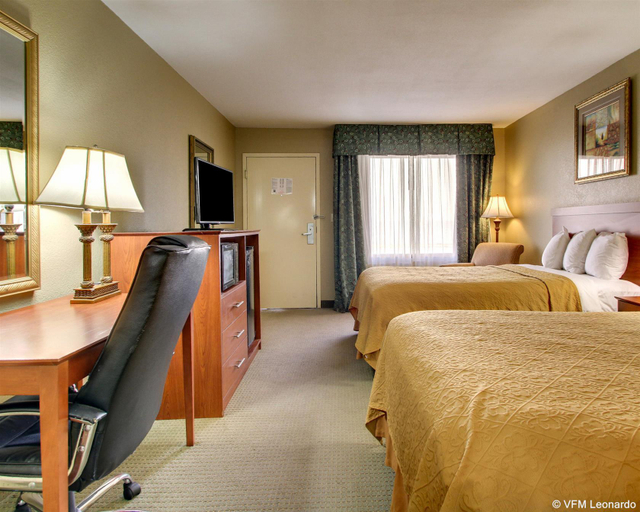 Bedroom, Quality Inn, Harrison