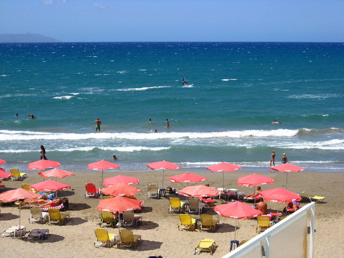 Others 5, Georgina, Crete