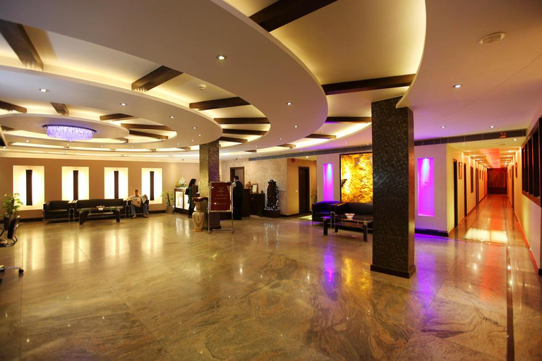 Public Area 2, Le Seasons, Delhi