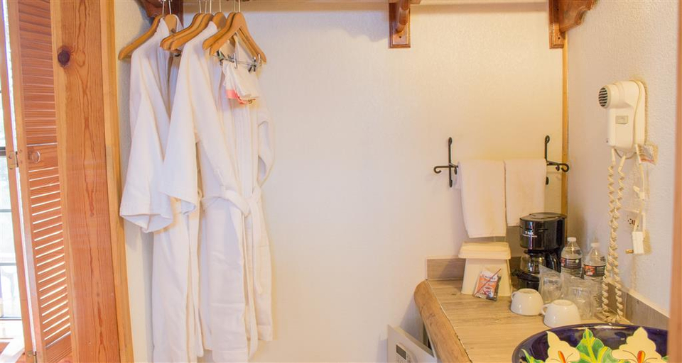 Bathroom 5, The Lodge at Creel Eco-Hotel & Spa, Bocoyna