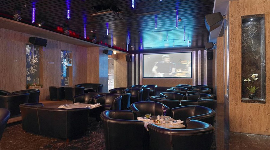 Public Area 4, Royal Orchid Central Kireeti, Bellary