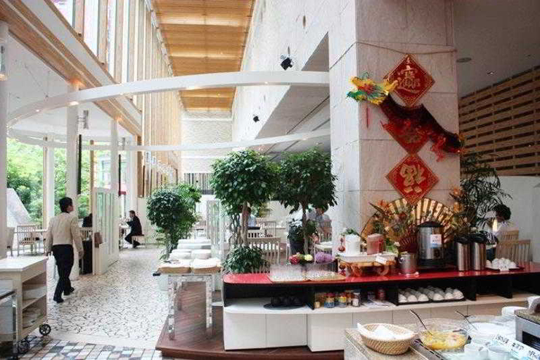 Public Area 2, City Plaza Osaka, Osaka