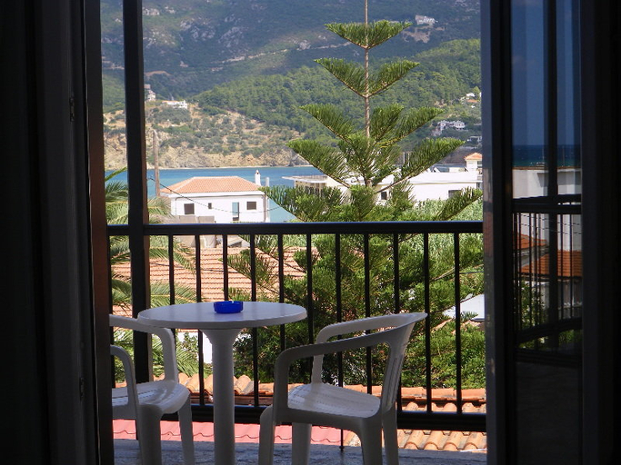 Others 5, Hotel Anelli, Thessaly