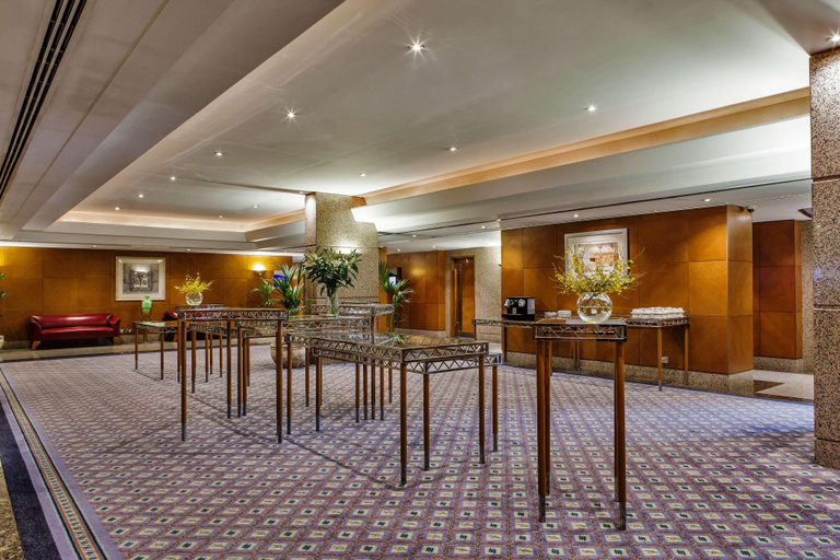 Public Area 5, Hilton Dubai The Walk, Dubai