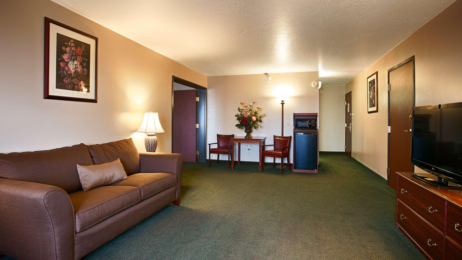 Public Area 2, Best Western Plus Great Northern Inn, Hill