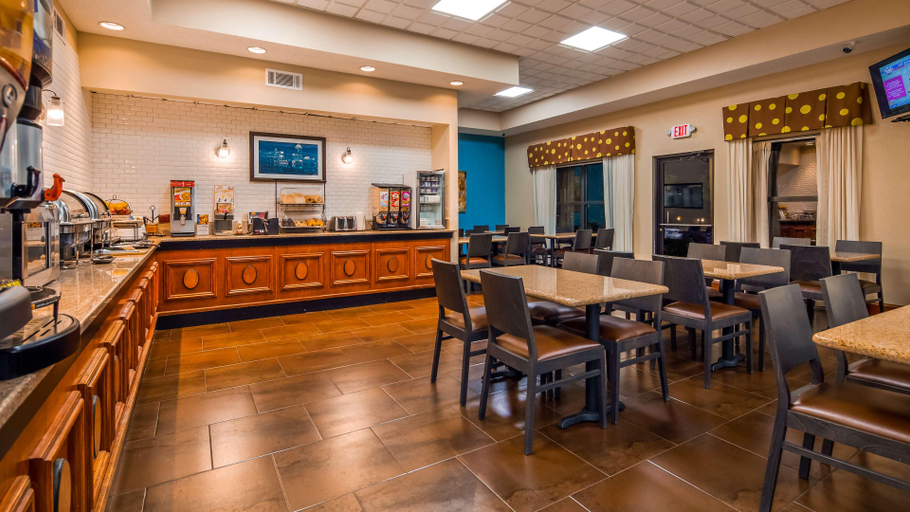 Food & Drinks, SKY POINT HOTEL and SUITES - ATLANTA AIRPORT, Clayton
