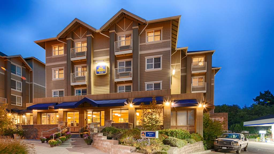 Exterior & Views 1, Bainbridge Island Suites, Kitsap