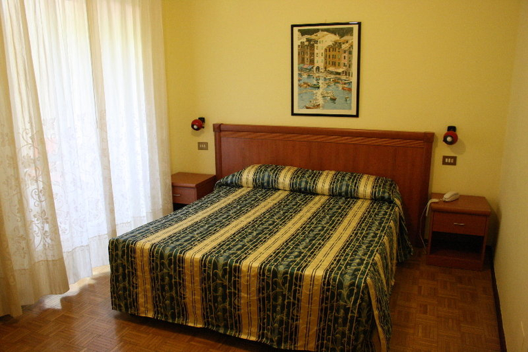 Bedroom 3, Bertusi, Bologna