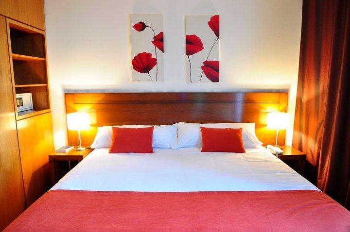 Bedroom 2, Herradura Hotel Suites, Confluencia