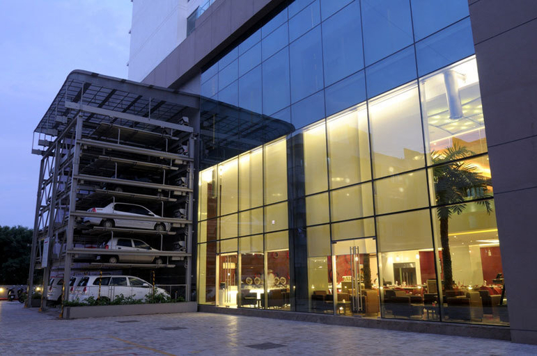 Exterior & Views, St Laurn Towers, Ahmadabad