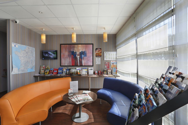 Public Area, Suite - Home Orleans Saran, Loiret