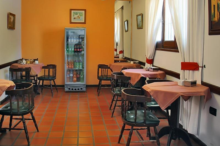 Food & Drinks 4, Donna Alda Casa, Capital