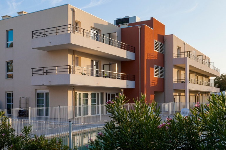 Exterior & Views 1, Comfort Aparthotel Cannes Mandelieu, Alpes-Maritimes