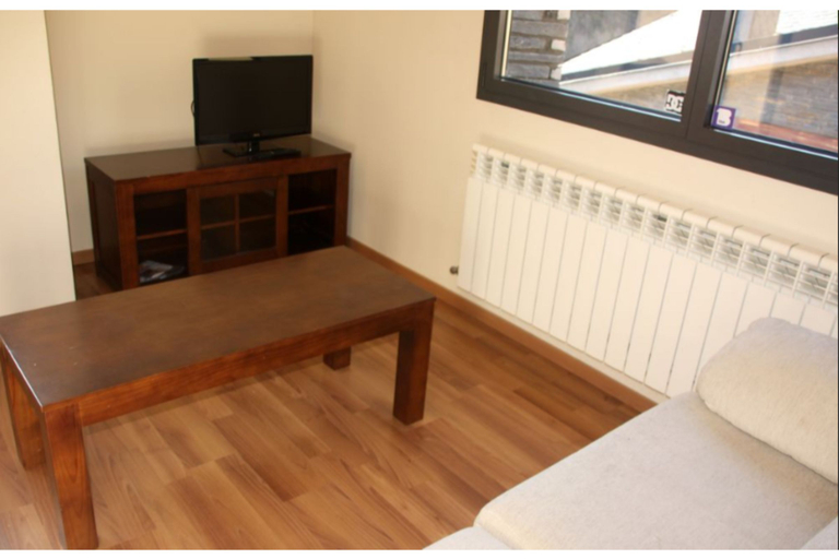Public Area 2, La Mercería 3000