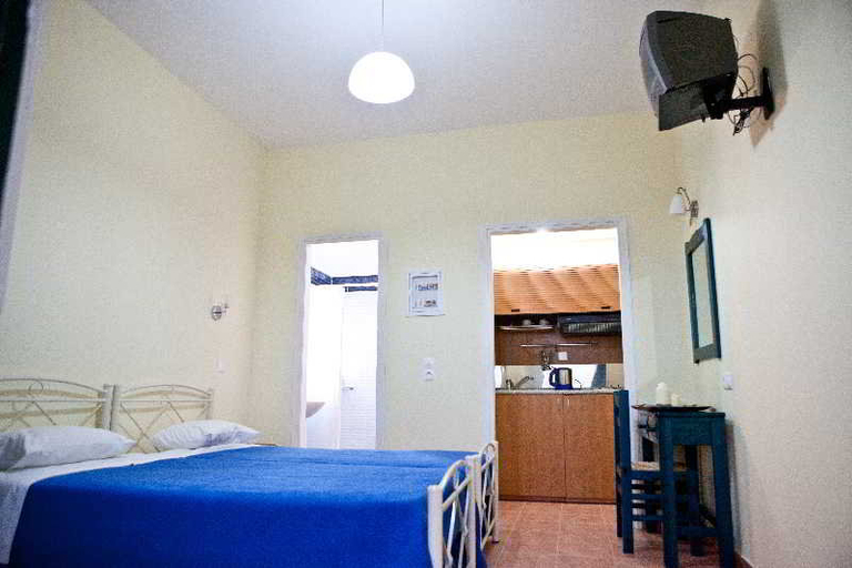 Bedroom 5, Venetia Studios, Attica