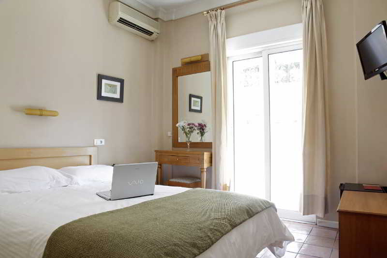 Bedroom 4, Pella, Central Macedonia