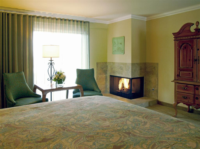Bedroom 3, Carmel Bay View Inn, Monterey