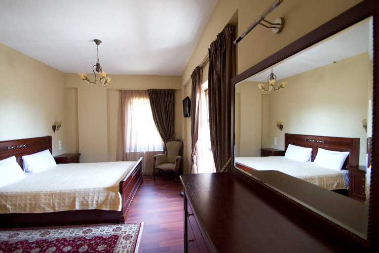 Bedroom 5, Monodendri, Epirus