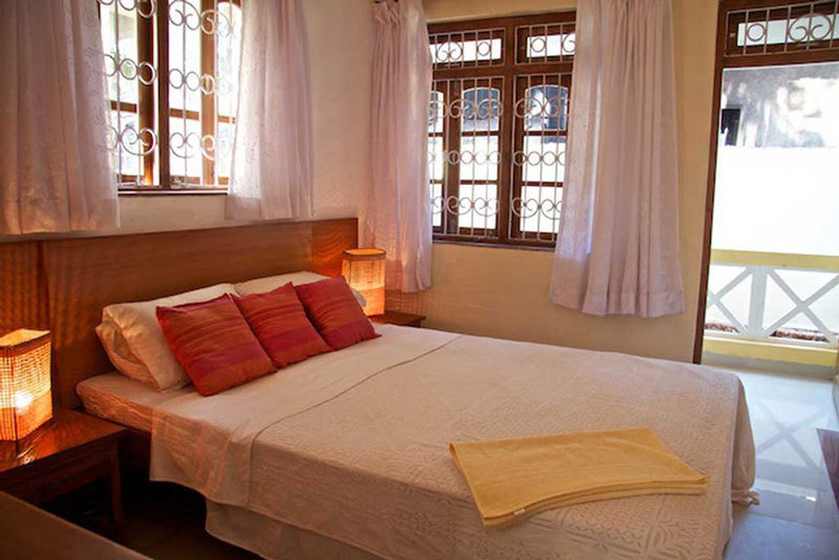 Public Area, Cuba Patnem Bungalows, South Goa