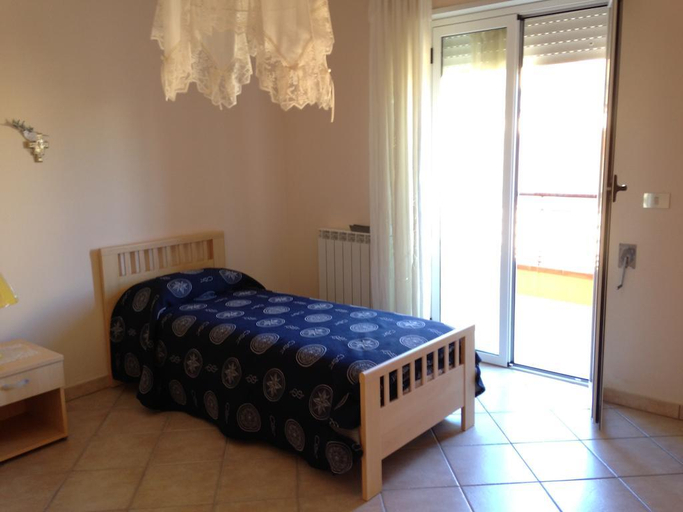 Bedroom 3, Yachting Club Mare, Messina