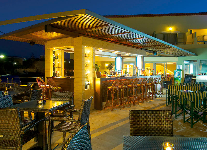 Food & Drinks 4, Bella Pais, Crete