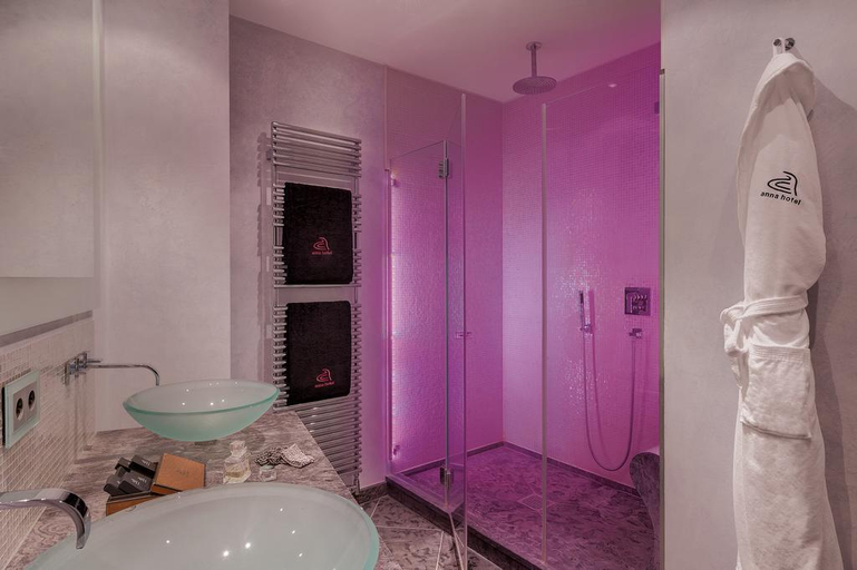 Bathroom 4, Yours Truly Hotel, München