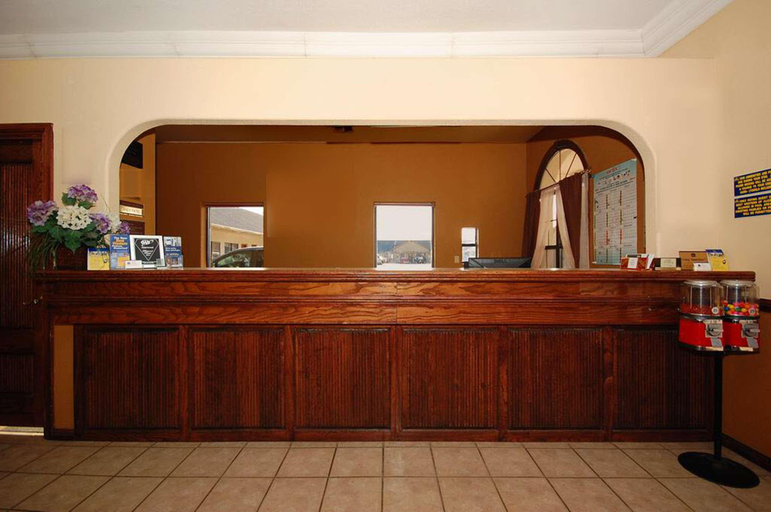 Public Area 2, SureStay Hotel by Best Western Alice, Jim Wells