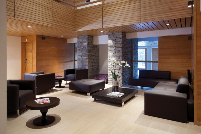 Public Area 4, Alpenrose, Isère