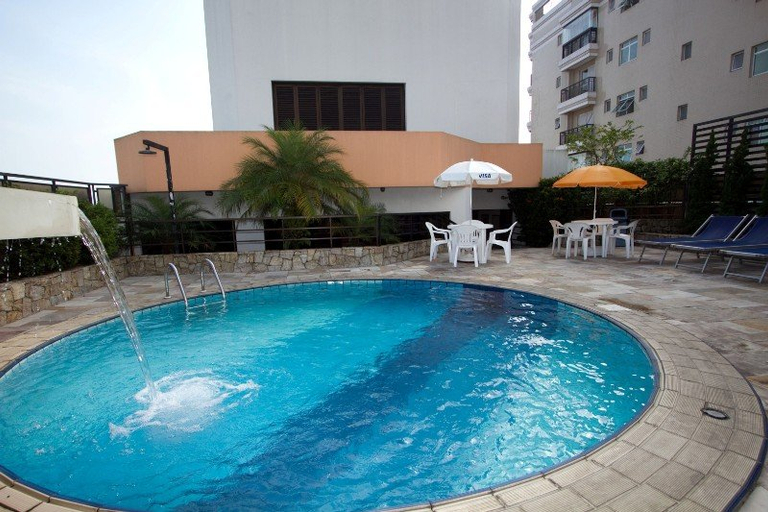 Sport & Beauty 2, Cosmopolitan Praia Flat, Santos