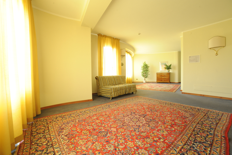 Public Area 2, Hotel President, Trapani