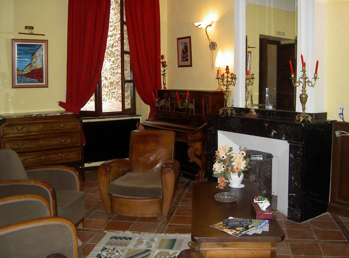 Public Area 3, La Maison des Consuls, Ariège