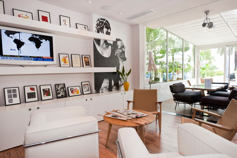 Public Area 3, Hotel Victoria, Alpes-Maritimes