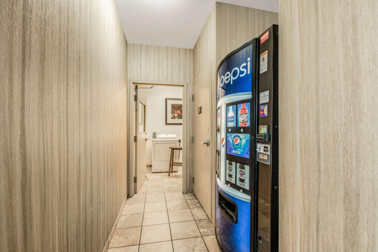 Public Area 3, Hampton Inn Derby Wichita Southeast, Sedgwick