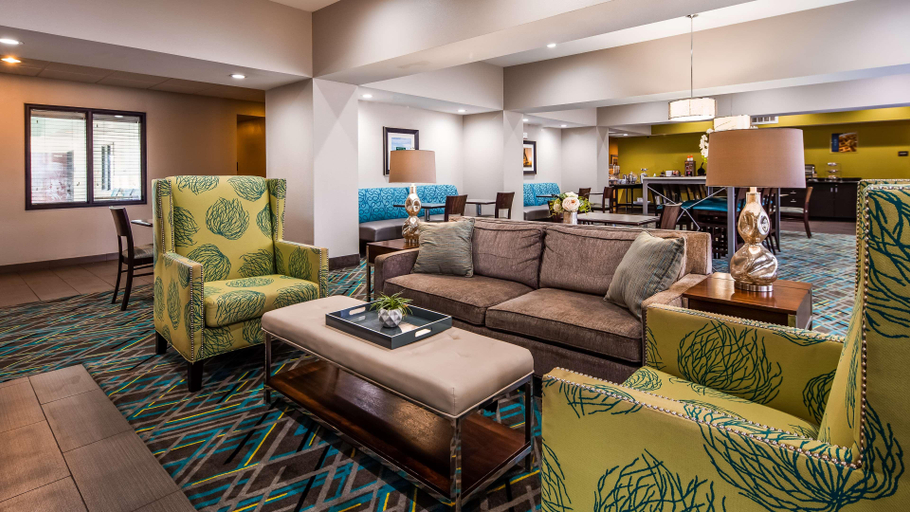 Public Area 3, Ramada by Wyndham Burkburnett / Wichita Falls, Wichita