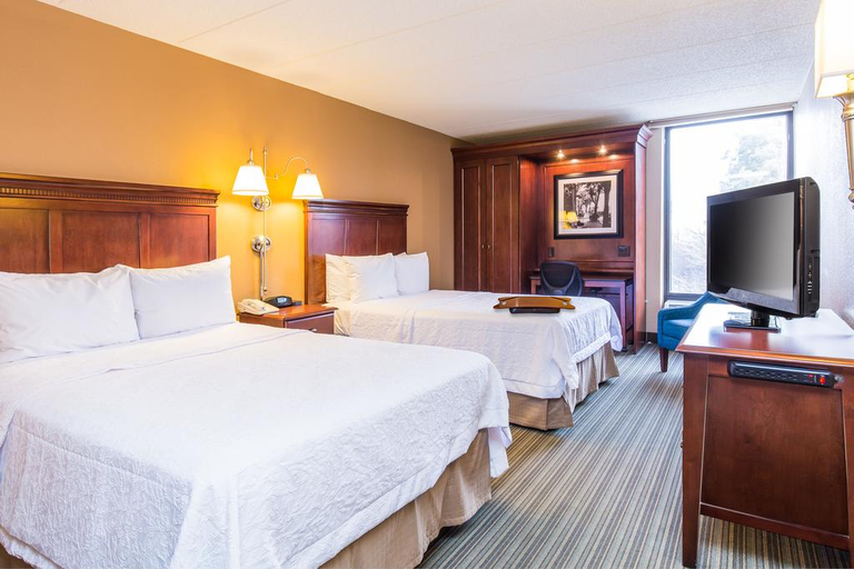 Bedroom 3, Four Points by Sheraton Chicago Westchester Oak, Cook