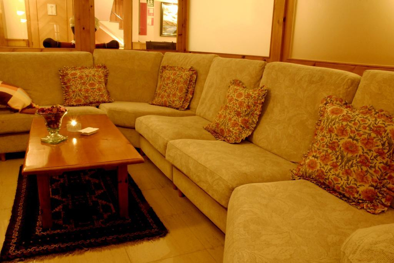 Public Area, Petit Hotel, Pyrénées-Orientales