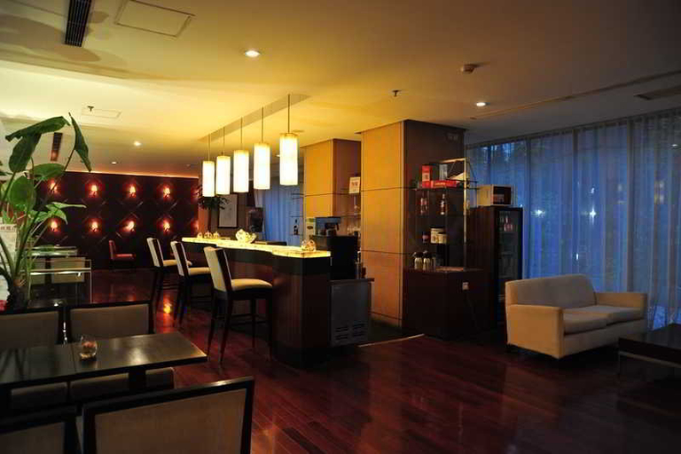 Food & Drinks 5, Gubei Garden Hotel, Shanghai