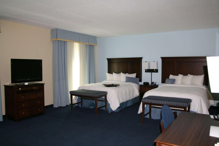 Bedroom 4, Hampton Inn & Suites McAlester, Pittsburg