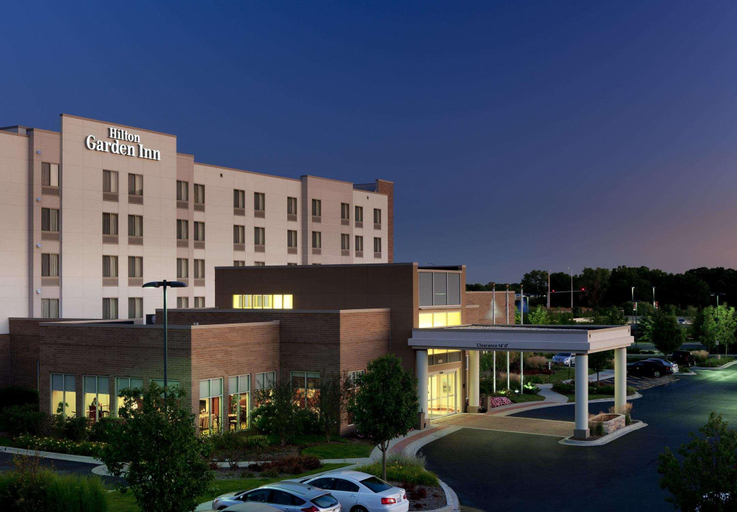Hilton Garden Inn Lake Forest Mettawa, Lake