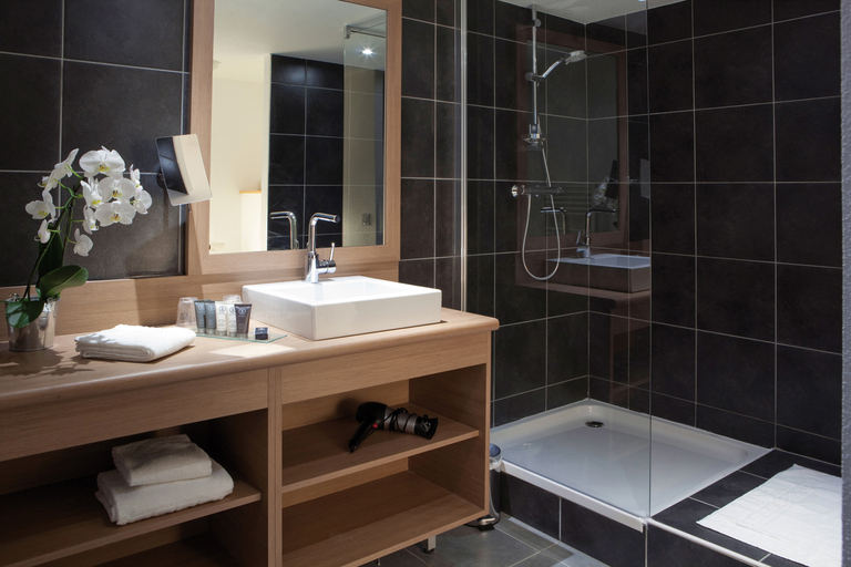 Bathroom, Alpenrose, Isère