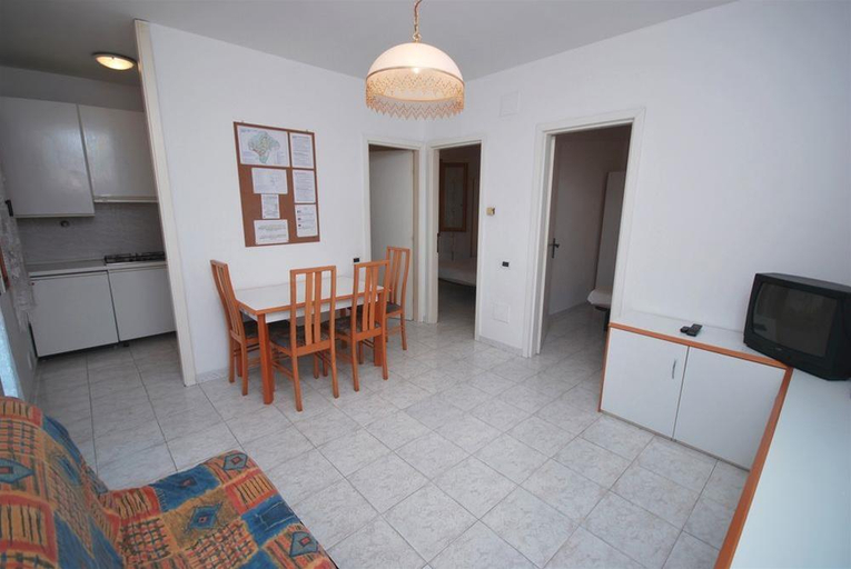 Bedroom 3, Villaggio Colombo, Savona