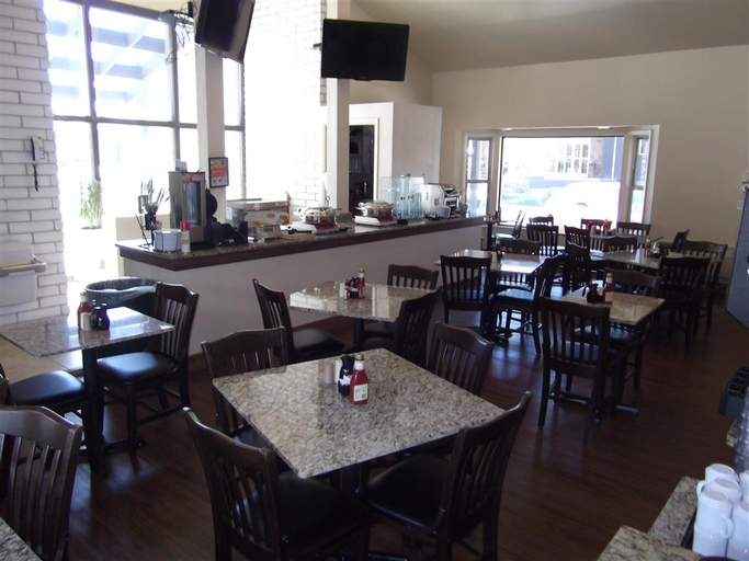 Food & Drinks 5, Dinosaur Inn & Suites, Uintah