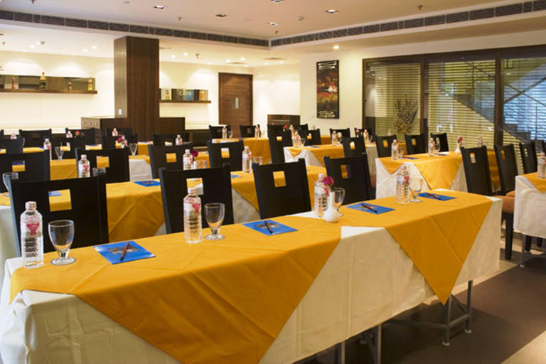 Food & Drinks 4, Shervani Nehru Place, Delhi