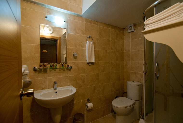 Bedroom 3, Noahs Ark Hotel, Fatih