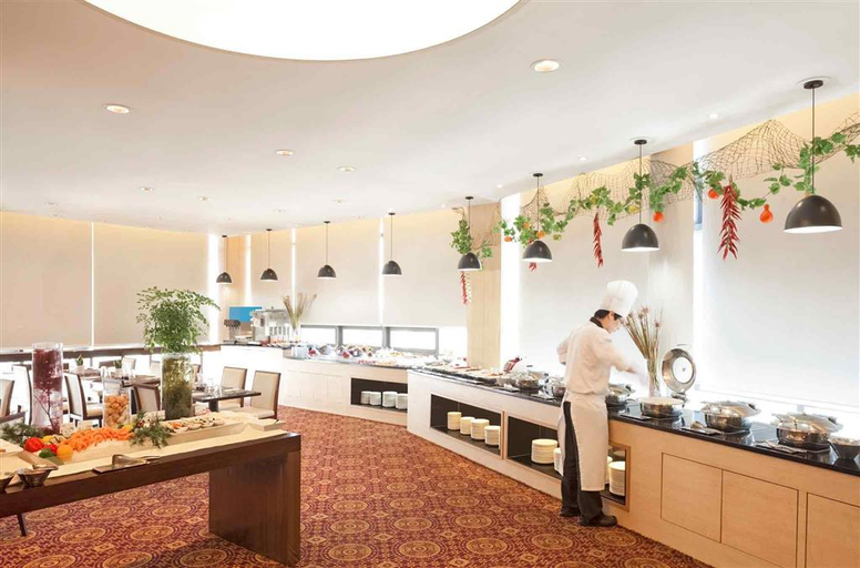 Food & Drinks 5, Central Seven Hotel by Kwon Busan Seomyeon, Busanjin