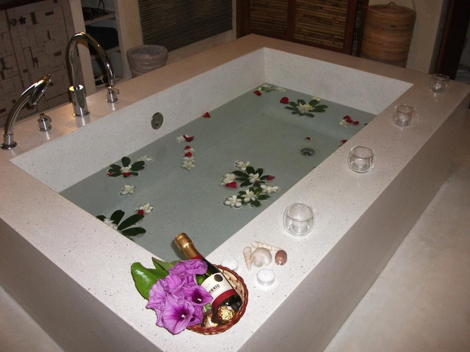 Bathroom 4, Bangsak Village - Adults Only, Takua Pa