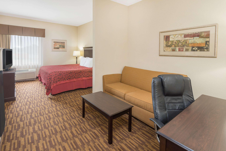Public Area 2, Days Inn by Wyndham Semmes/Mobile, Mobile