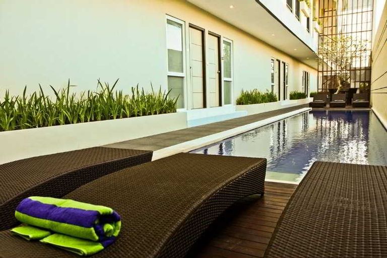 Eazy Suites Hotel, Badung